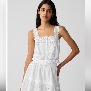 GAP x Doen - Cropped Eyelet Tank Top, White. New with Tags - size M